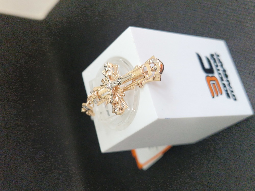 ПОДККИ585 ПОДВЕСКА КРЕСТ С КАМНЕМ (Au 585)