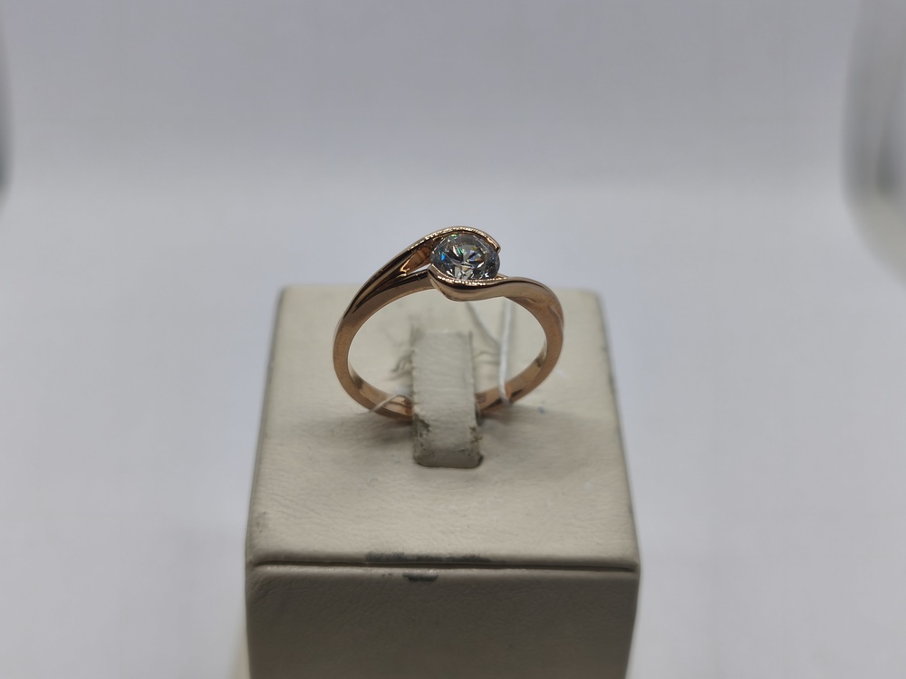 КОЛКМ585 КОЛЬЦО С КАМНЕМ (Au 585)