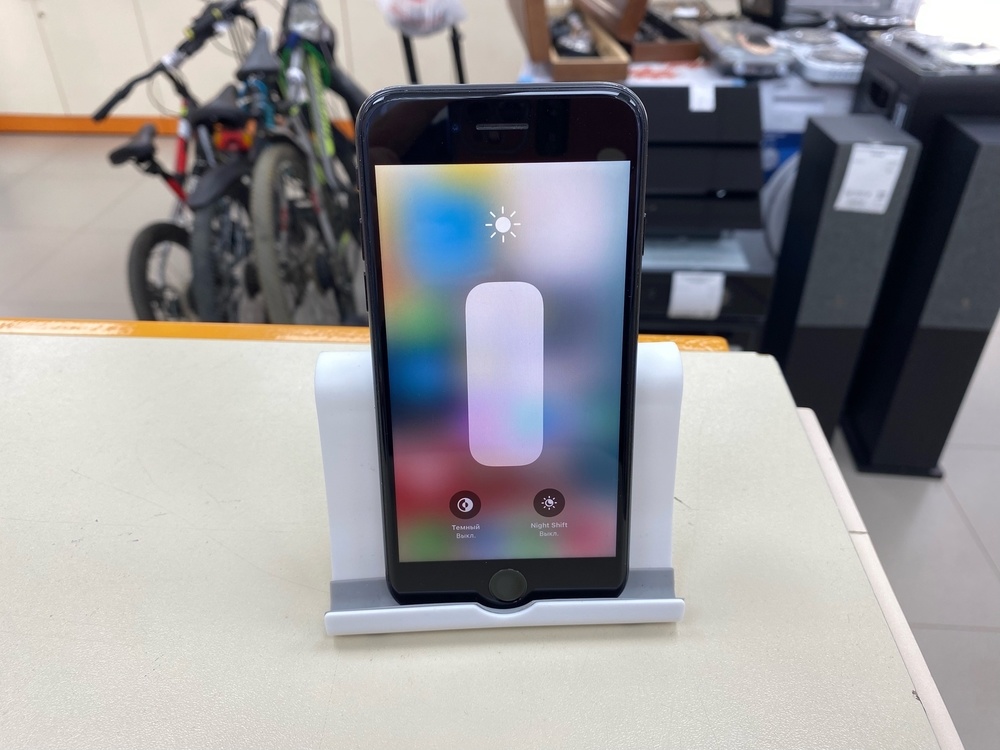 Смартфон Apple iPhone 7 32Gb