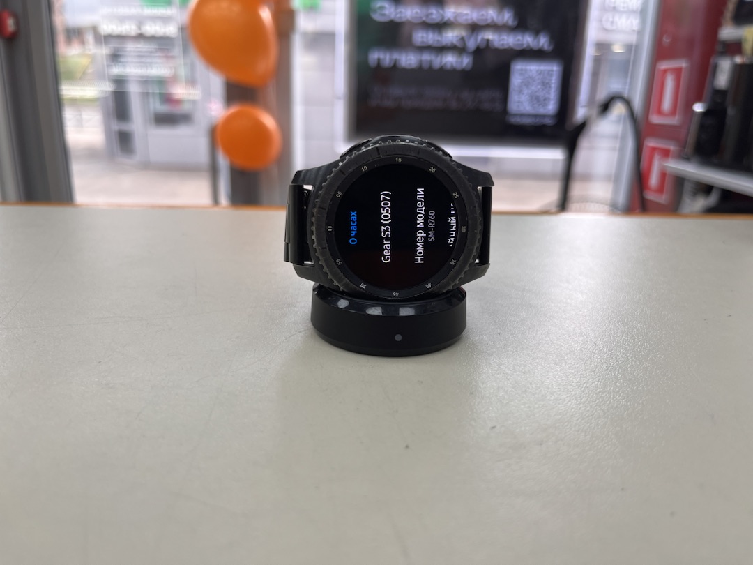 Смарт-часы Samsung Gear S Frontier