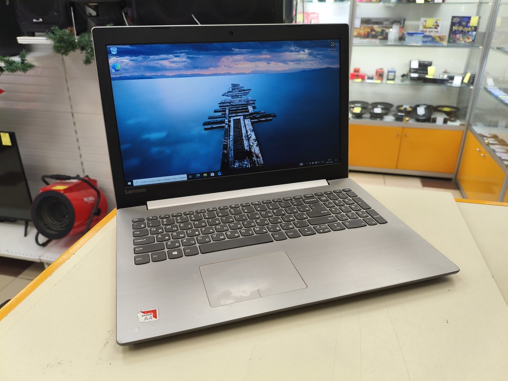 Ноутбук Lenovo; A4-9120, Radeon 530, 4 Гб, 256 Гб, Нет