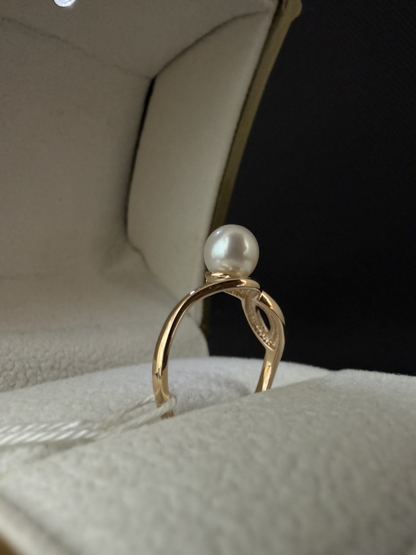 КОЛКМ585 КОЛЬЦО С КАМНЕМ (Au 585)