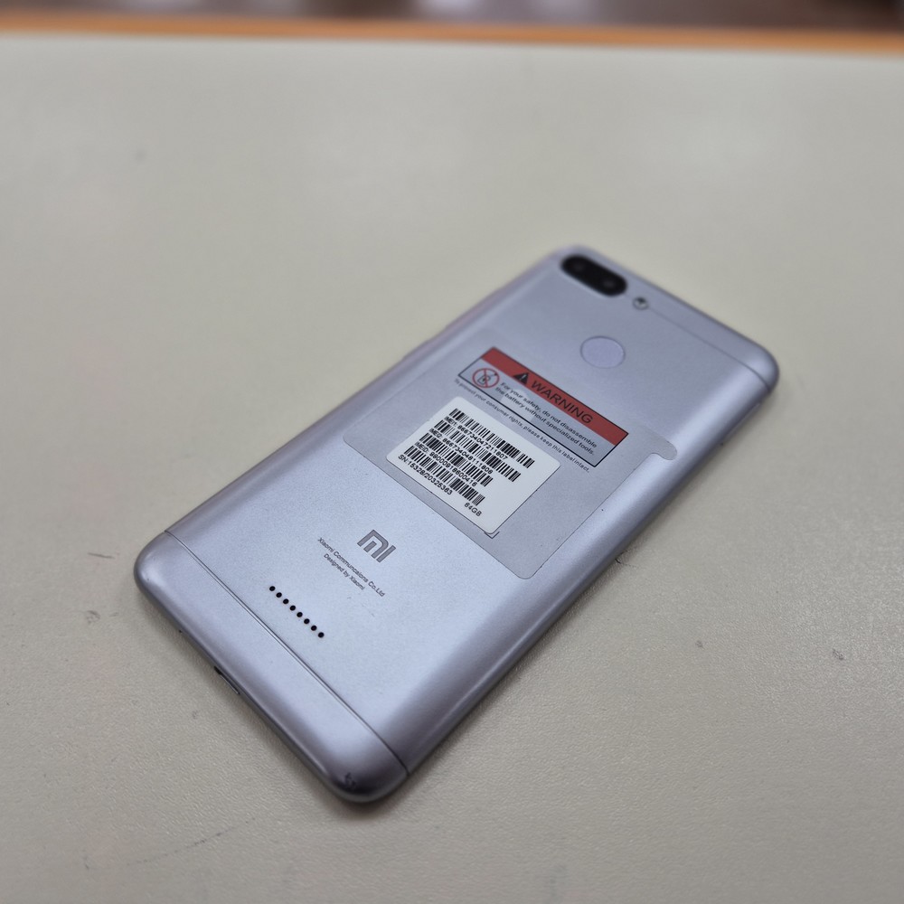 Смартфон Xiaomi Redmi 6 4/64