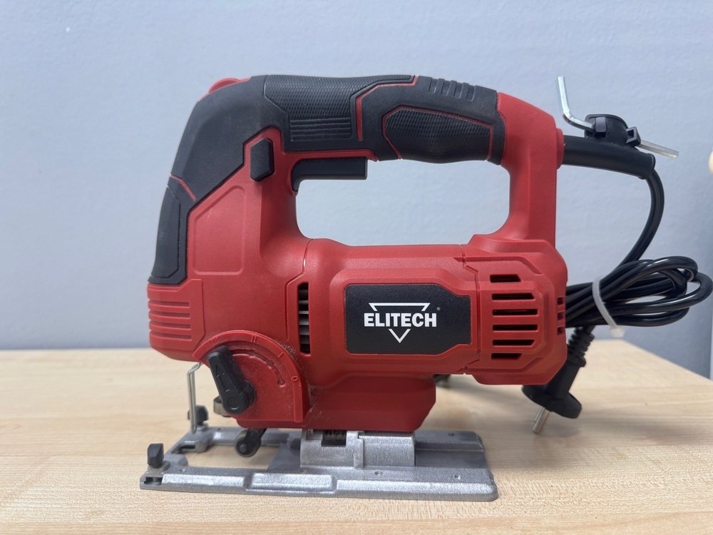 Лобзик Elitech ПЛ 0810МЛЭ