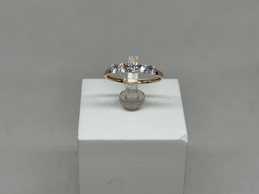 КОЛЬЦО С КАМНЯМИ (Au 585)