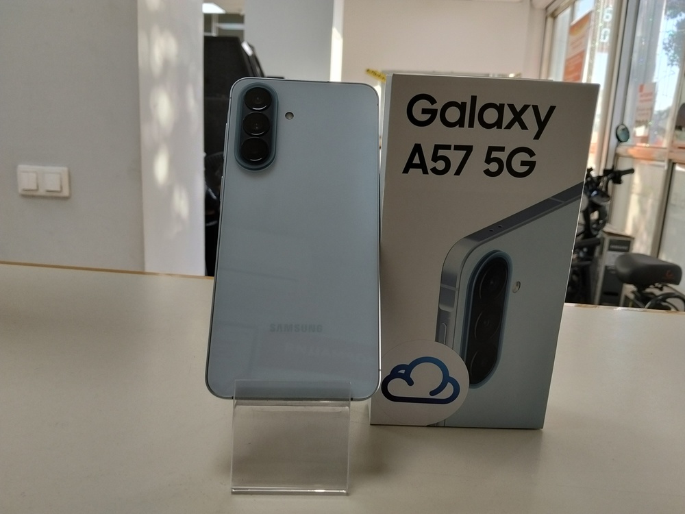 Смартфон Samsung Galaxy A57 8/256