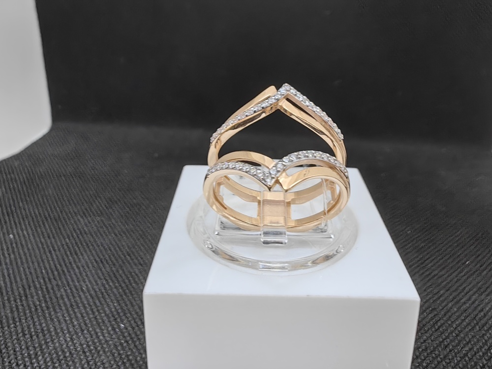 КОЛЬЦО С КАМНЯМИ (Au 585)