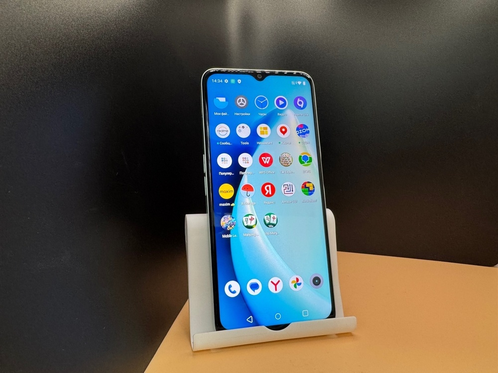 Смартфон Realme C35 4/64