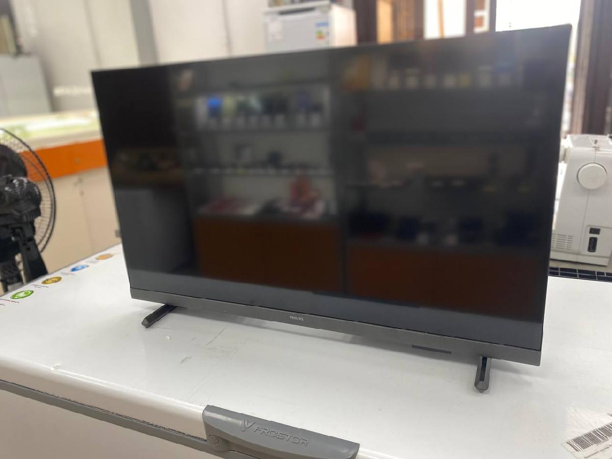 LED Телевизор Philips 32PHS6808/60
