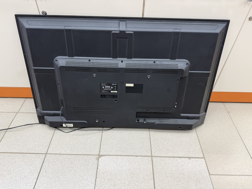 LED Телевизор Dexp F49D7000C