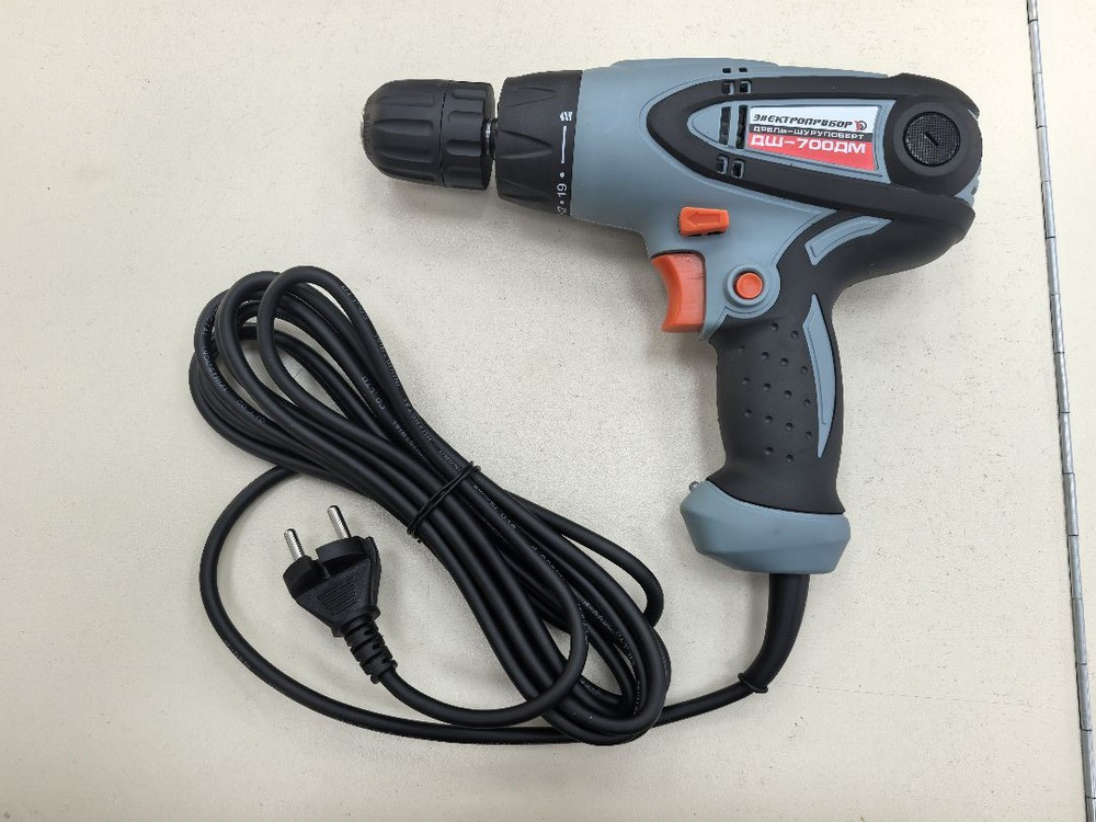 Шуруповерт Электроприбор ДШ-700ДМ