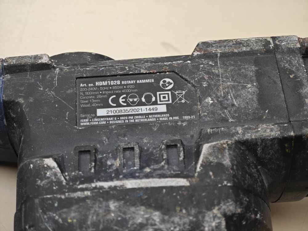 Перфоратор Ferm HDM1028