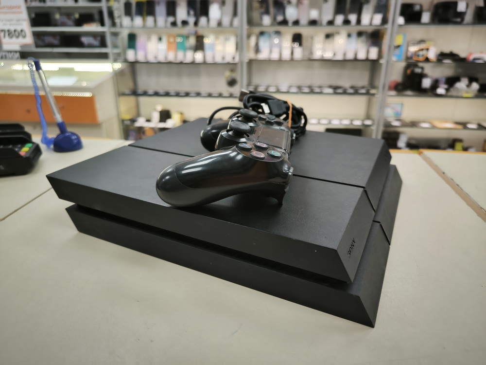 Игровая приставка PlayStation 4 FAT 500GB