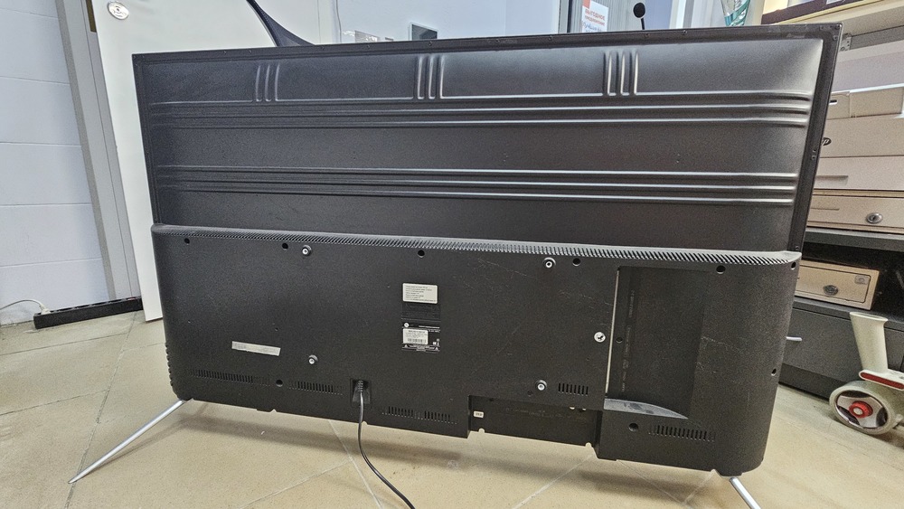 LED Телевизор HI 50USY151X Smart TV