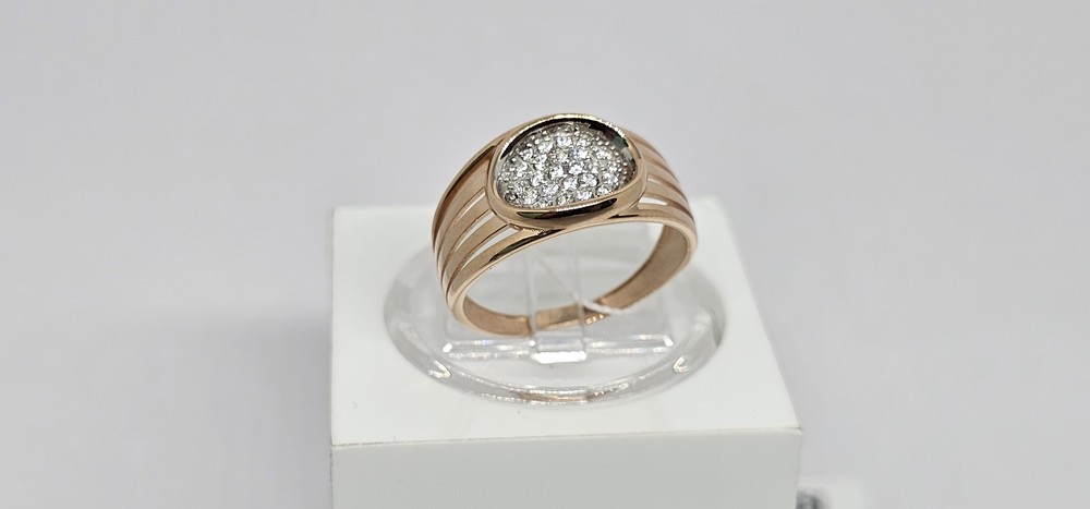 КОЛЬЦО С КАМНЯМИ (Au 585)