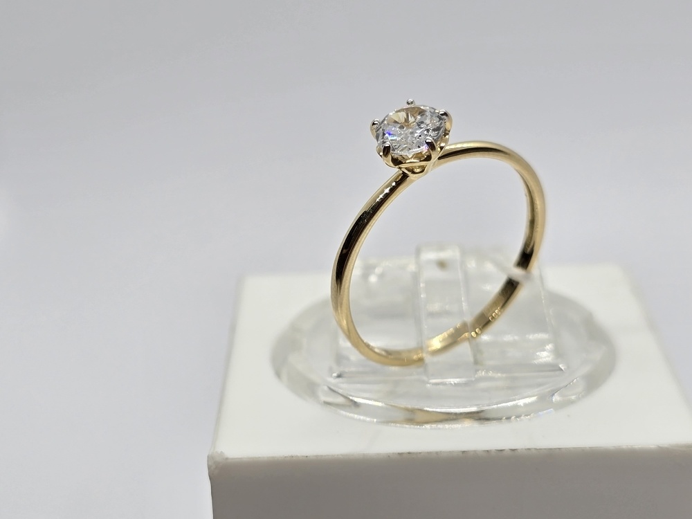 КОЛЬЦО С КАМНЕМ (Au 585)