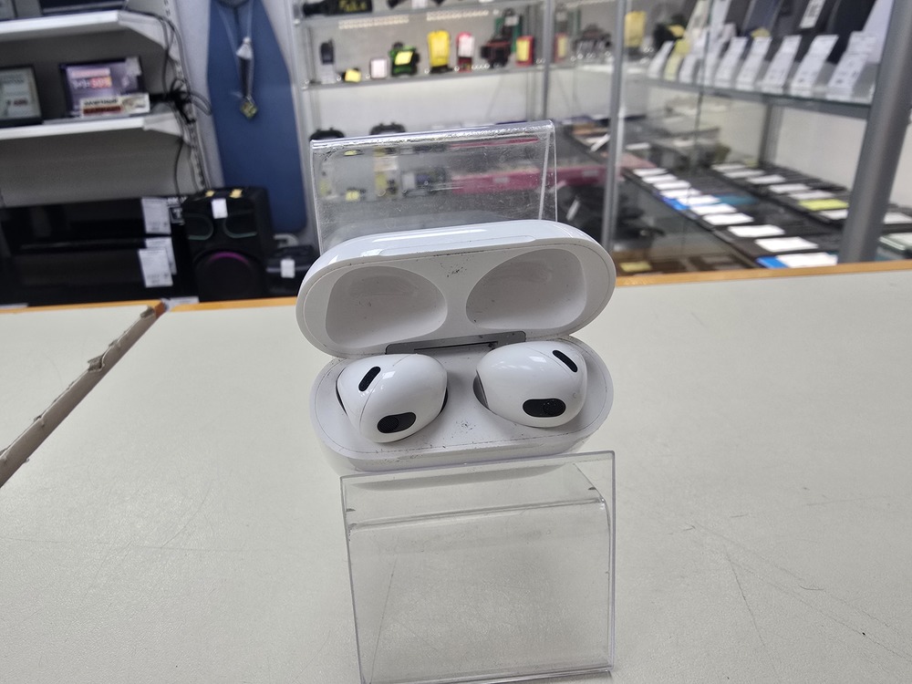 Наушники беспроводные Apple AirPods 3 Lightning