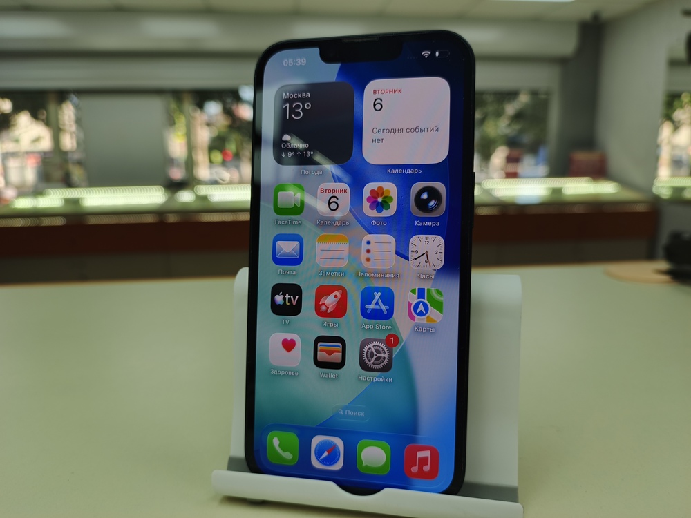 Смартфон Apple Iphone 14 256Gb