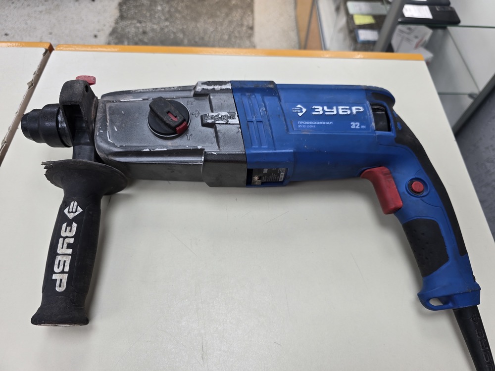 Перфоратор Зубр ЗП-32-1100