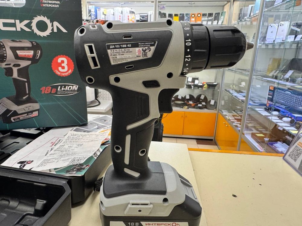 Шуруповерт Интерскол ДА-10/12В