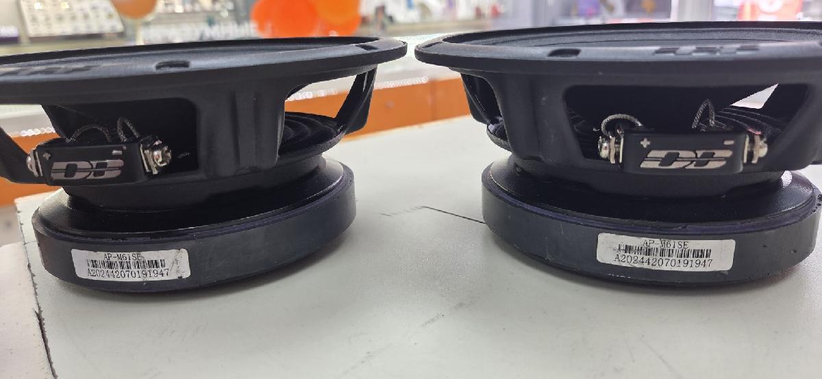 Автоакустика передняя Apocalypse AP-M61SE;