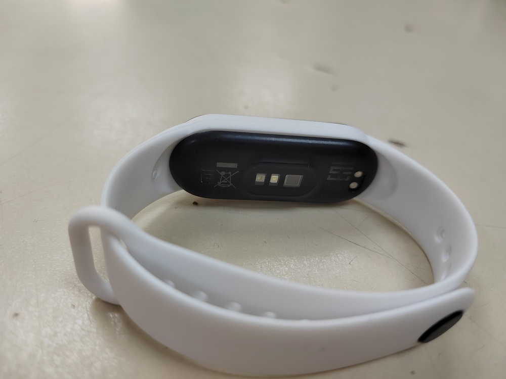 Фитнес-браслет Xiaomi Mi Band 6