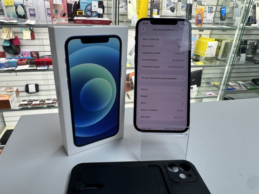 Смартфон Apple iPhone 12 64Gb