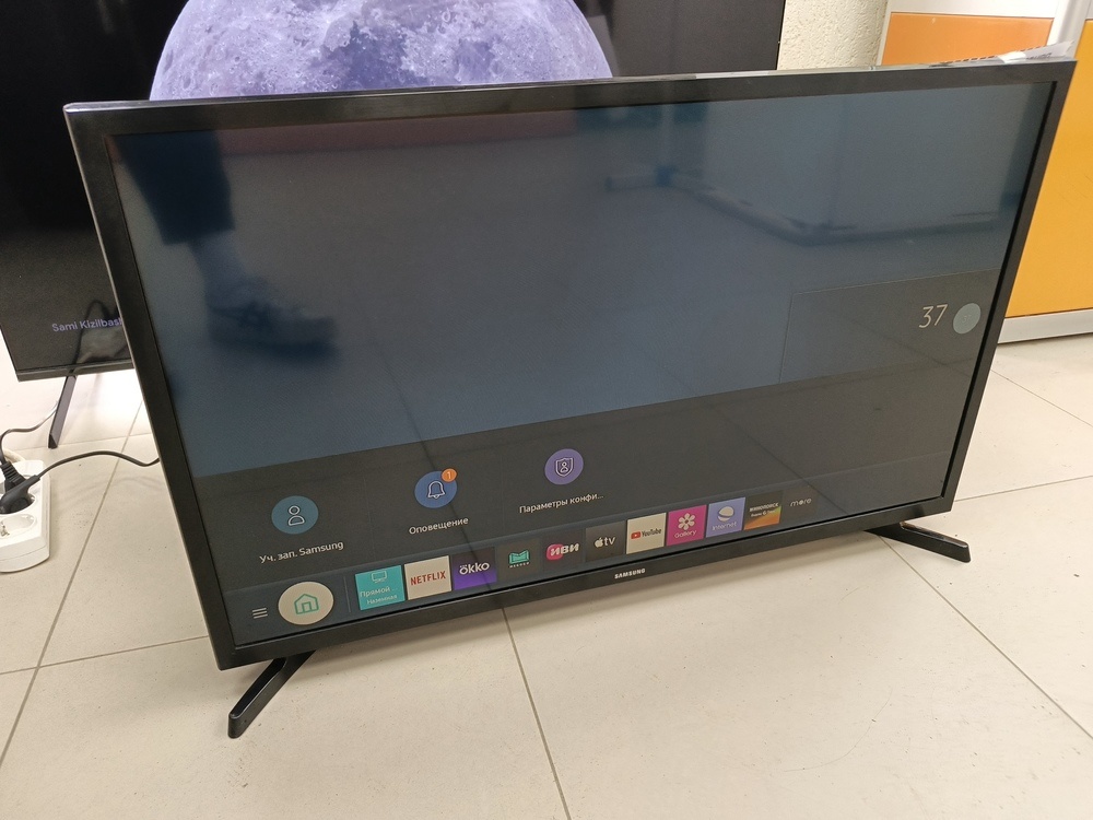 LED Телевизор Samsung UE32T4500AU