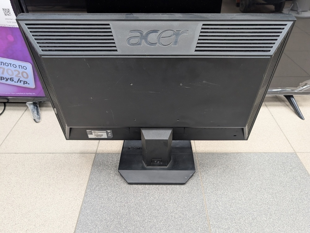 Монитор Acer V223WB