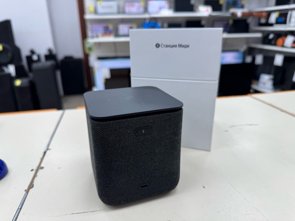 Умная колонка Яндекс Станция Миди