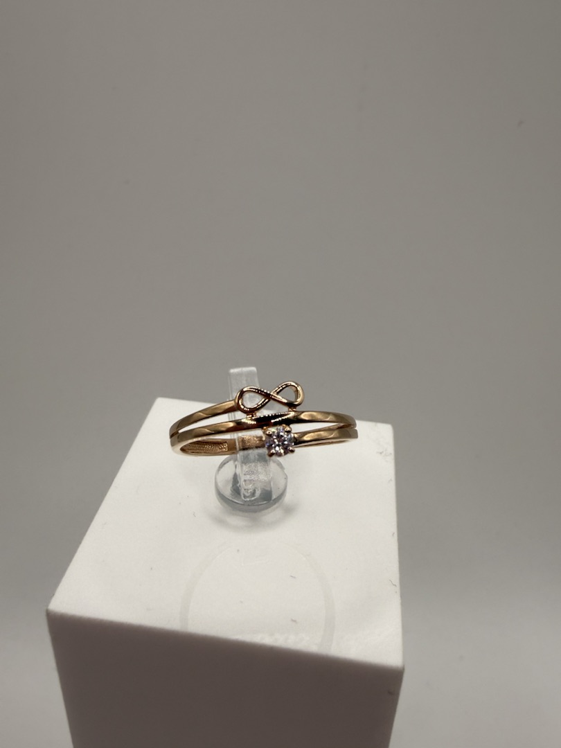 КОЛКМ585 КОЛЬЦО С КАМНЕМ (Au 585)