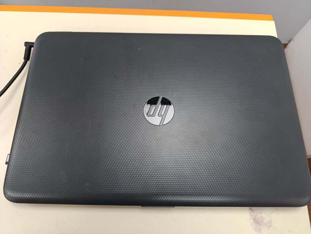 Ноутбук HP; A6-6310, Radeon R4 series, 8 Гб, Нет, 1 Tb