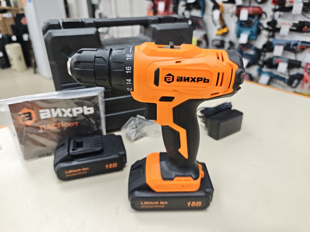 Шуруповерт Вихрь ДА-18Л-2К