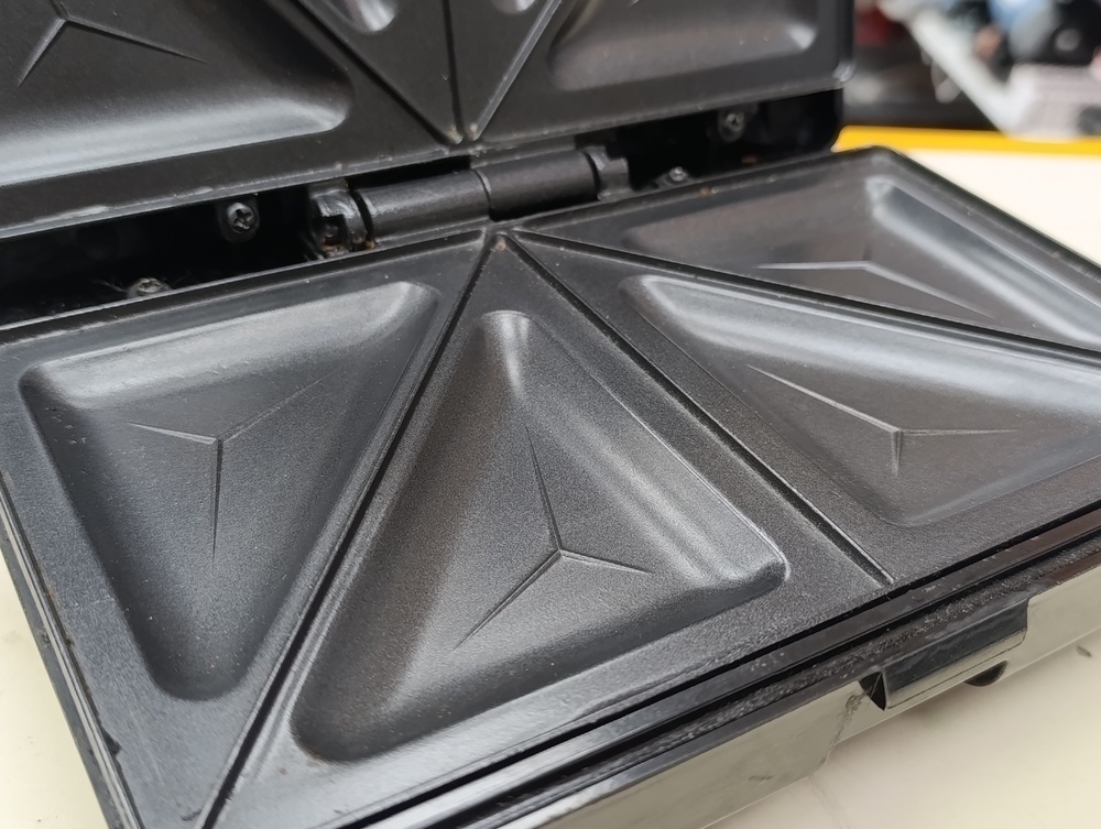 Тостеры Scarlett SC-TM11015