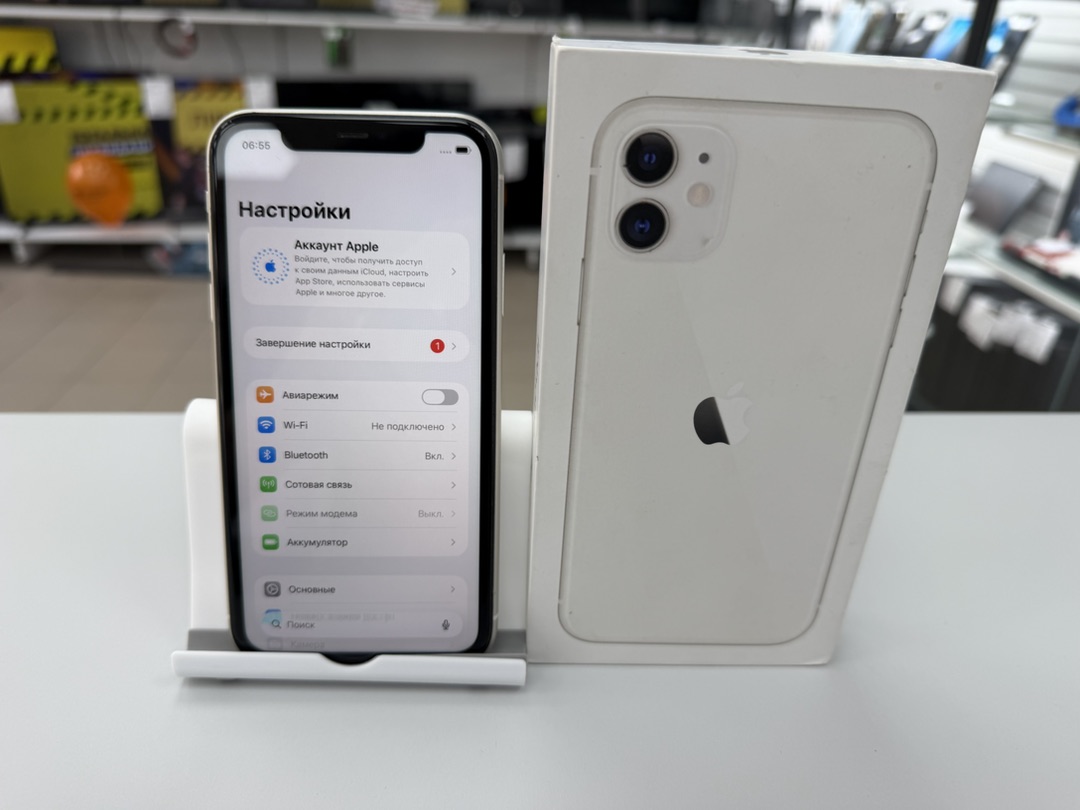 Смартфон Apple iPhone 11 64Gb
