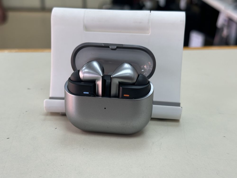 Наушники беспроводные Samsung Galaxy Buds 3 Pro