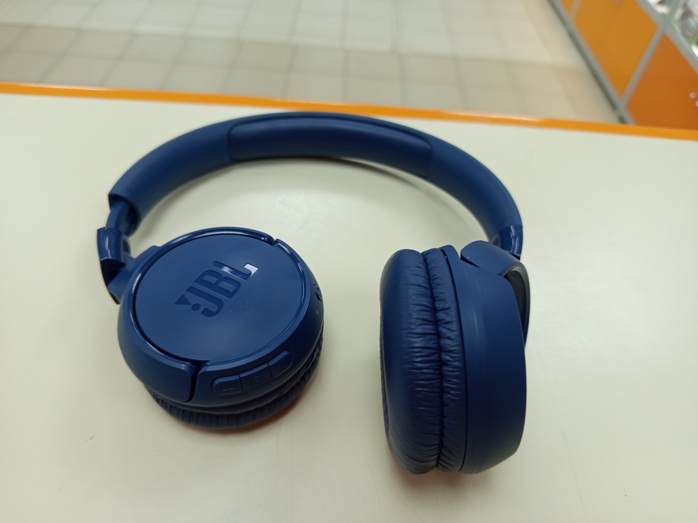 Наушники беспроводные JBL TUNE 520BT