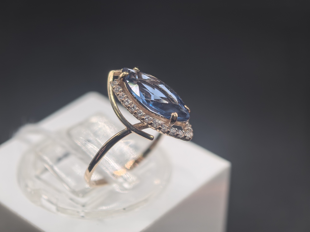 КОЛКМИ585 КОЛЬЦО С КАМНЯМИ (Au 585)