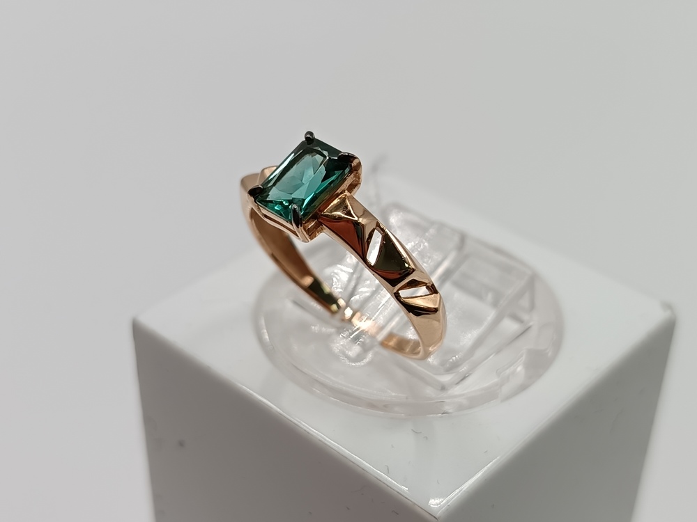 КОЛКМ585 КОЛЬЦО С КАМНЕМ (Au 585)