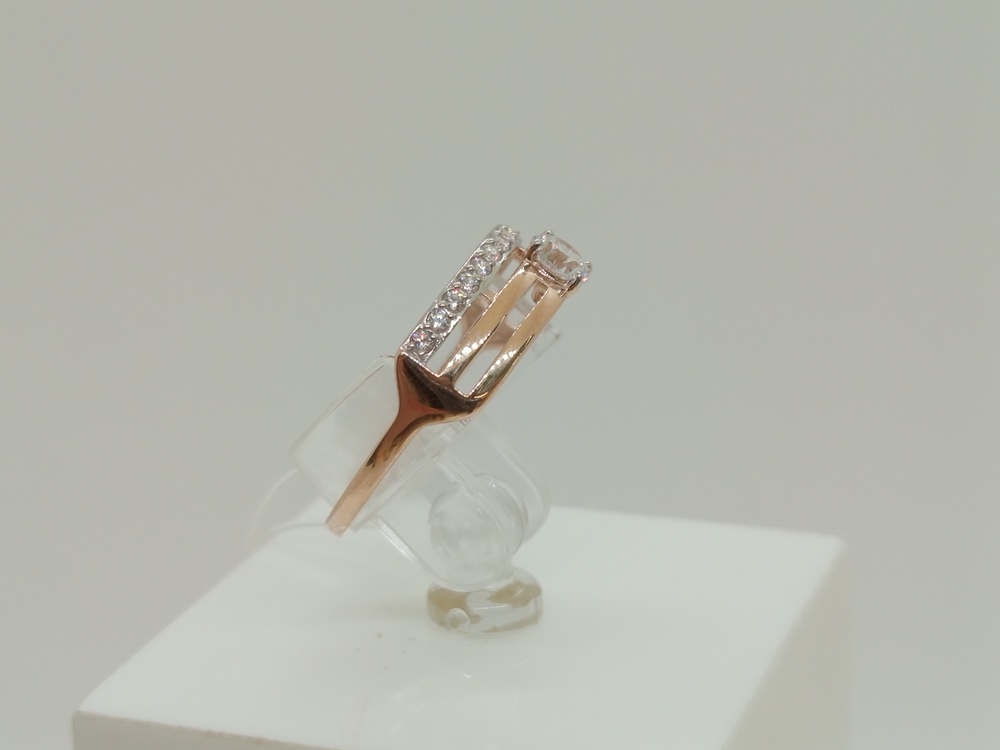 КОЛЬЦО С КАМНЯМИ (Au 585)