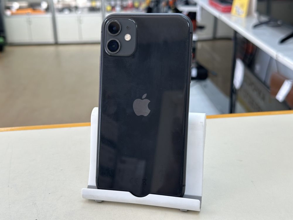 Смартфон Apple iPhone 11 64Gb