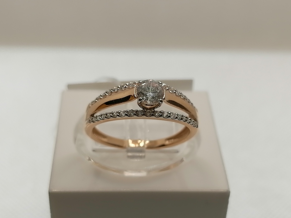 КОЛЬЦО С КАМНЯМИ (Au 585)