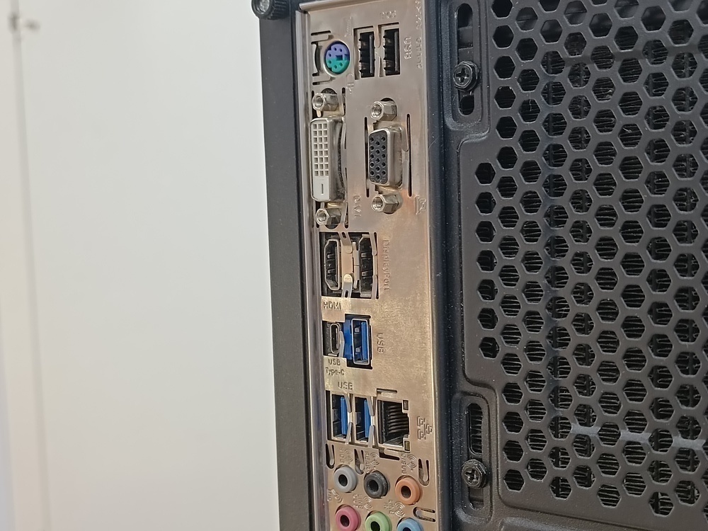 Системный блок Ginzzu GMNG;  Core I5-11400F, GeForce RTX 3060, 64 Гб, 2 Tb, 2 Tb