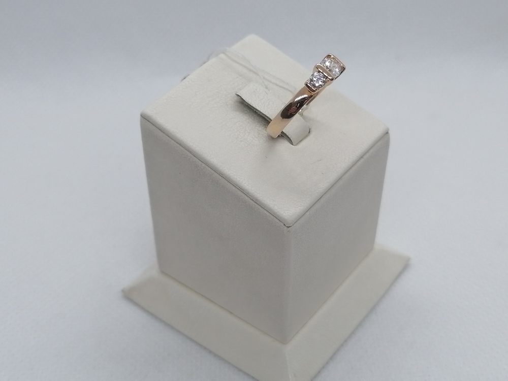 КОЛЬЦО С КАМНЯМИ (Au 585)