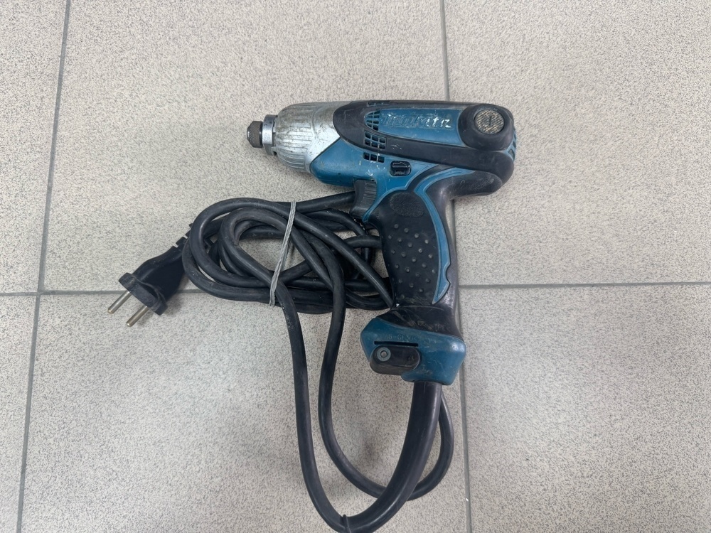 Шуруповерт Makita TD0101F