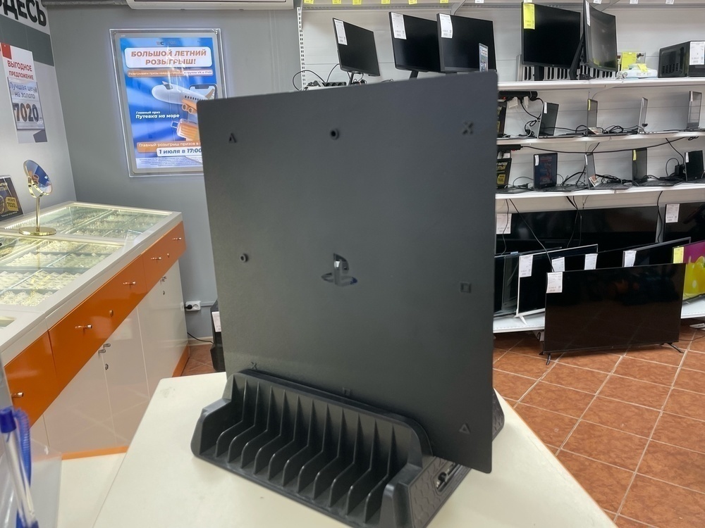 Игровая приставка PlayStation 4 Pro 1Tb