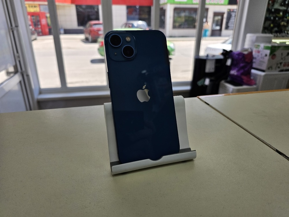 Смартфон Apple iPhone 13 128Gb