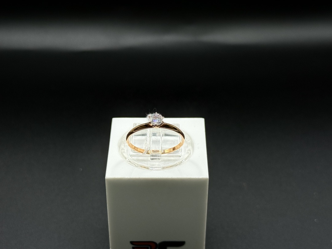 КОЛКМ585 КОЛЬЦО С КАМНЕМ (Au 585)