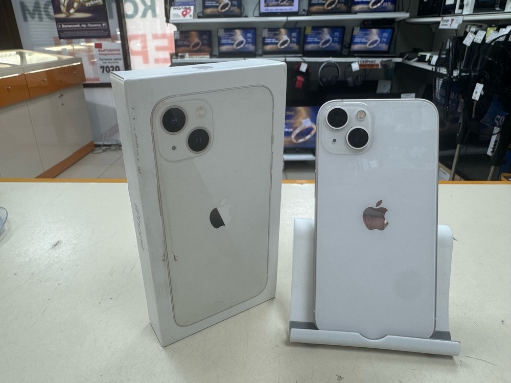 Смартфон Apple iPhone 13 128Gb