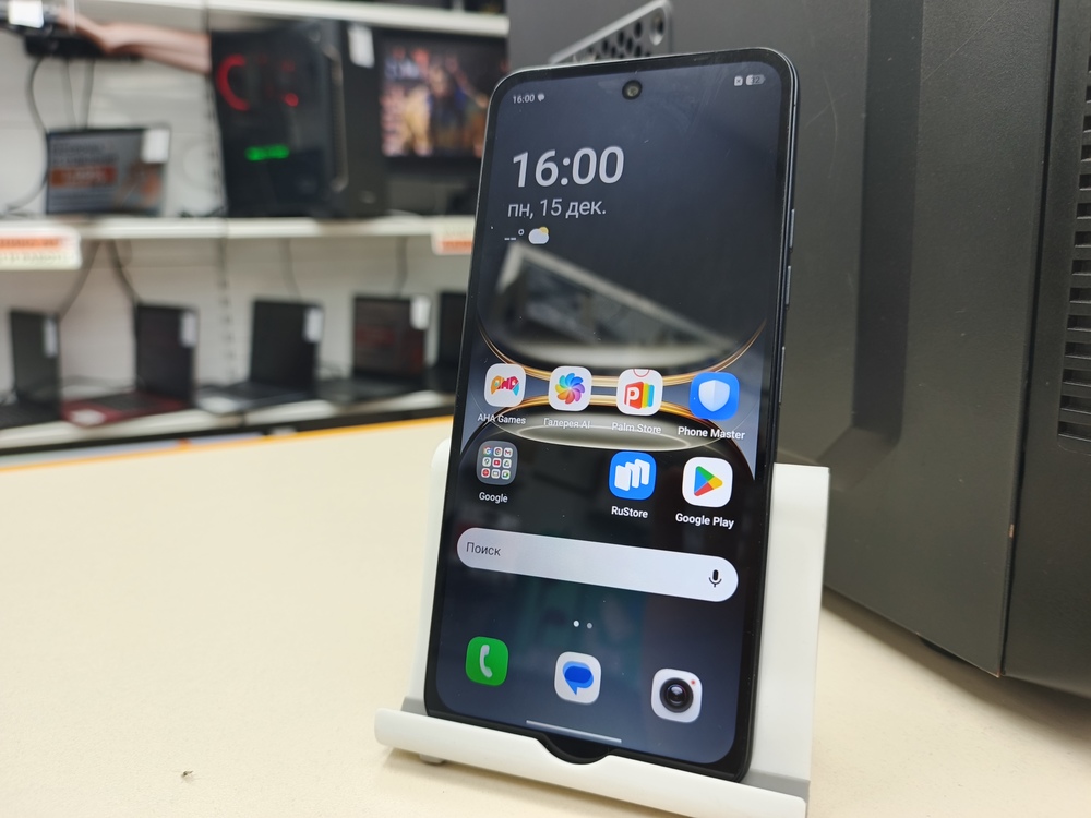 Смартфон Tecno Spark GO 1 3/64